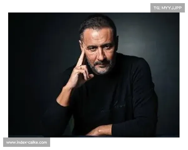 狼队官宣维托尔·佩雷拉下课 球队身陷降级区迎来帅位变动 狼队官宣维托尔·佩雷拉下课 球队身陷降级区迎来帅位变动