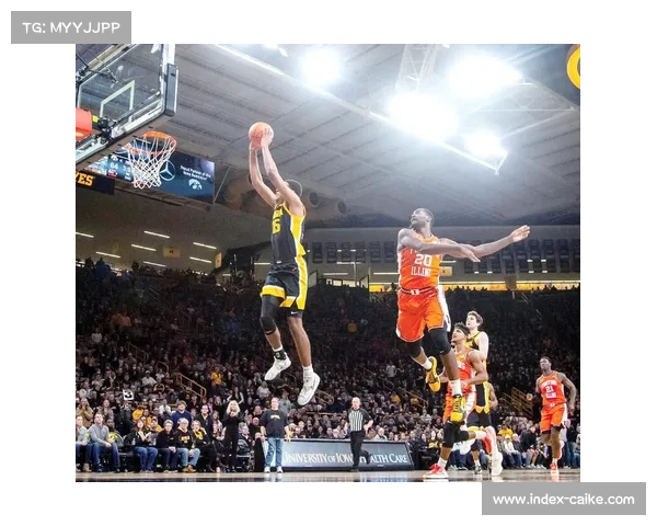 国王终结8连败,基根穆雷回归提升外线威胁 国王终结8连败,基根穆雷回归提升外线威胁