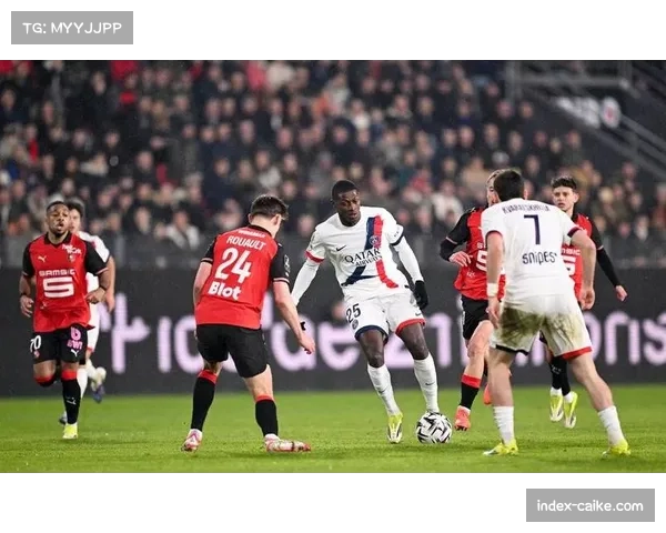 雷恩终结巴黎七连胜,中小球队如何颠覆法甲传统秩序